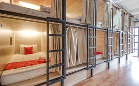 RedDoorz Hostel near Stadion Mandala Krida Yogya